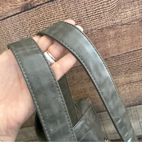 NWOT Joy Susan Vegan Leather Alyssa Distressed Backpack Bag - Picture 10 of 13